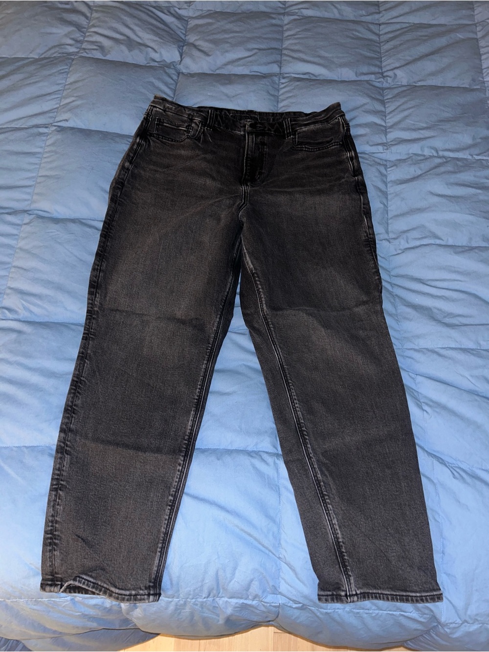 American Eagle Real Good Stretch Curvy Mom Jean- SHORT LENGTH